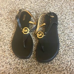 MK sandals very lightly used. Excellent condition